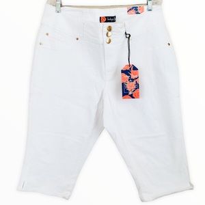 🆕️ Indigo Poppy White Stretch Denim Capri